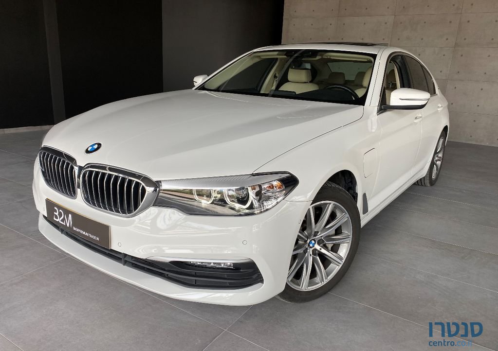 2019' BMW 5 Series ב.מ.וו סדרה 5 photo #1