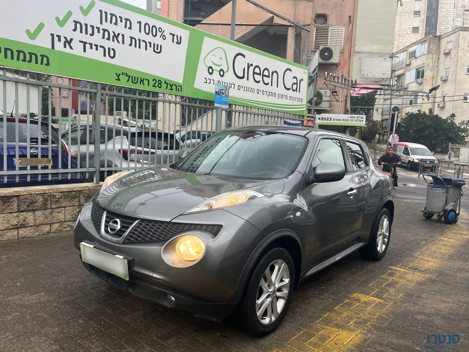 2013' Nissan Juke photo #2