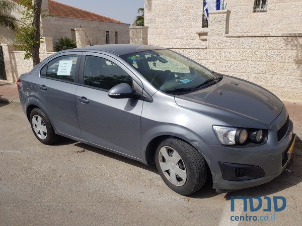 2015' Chevrolet Sonic photo #1