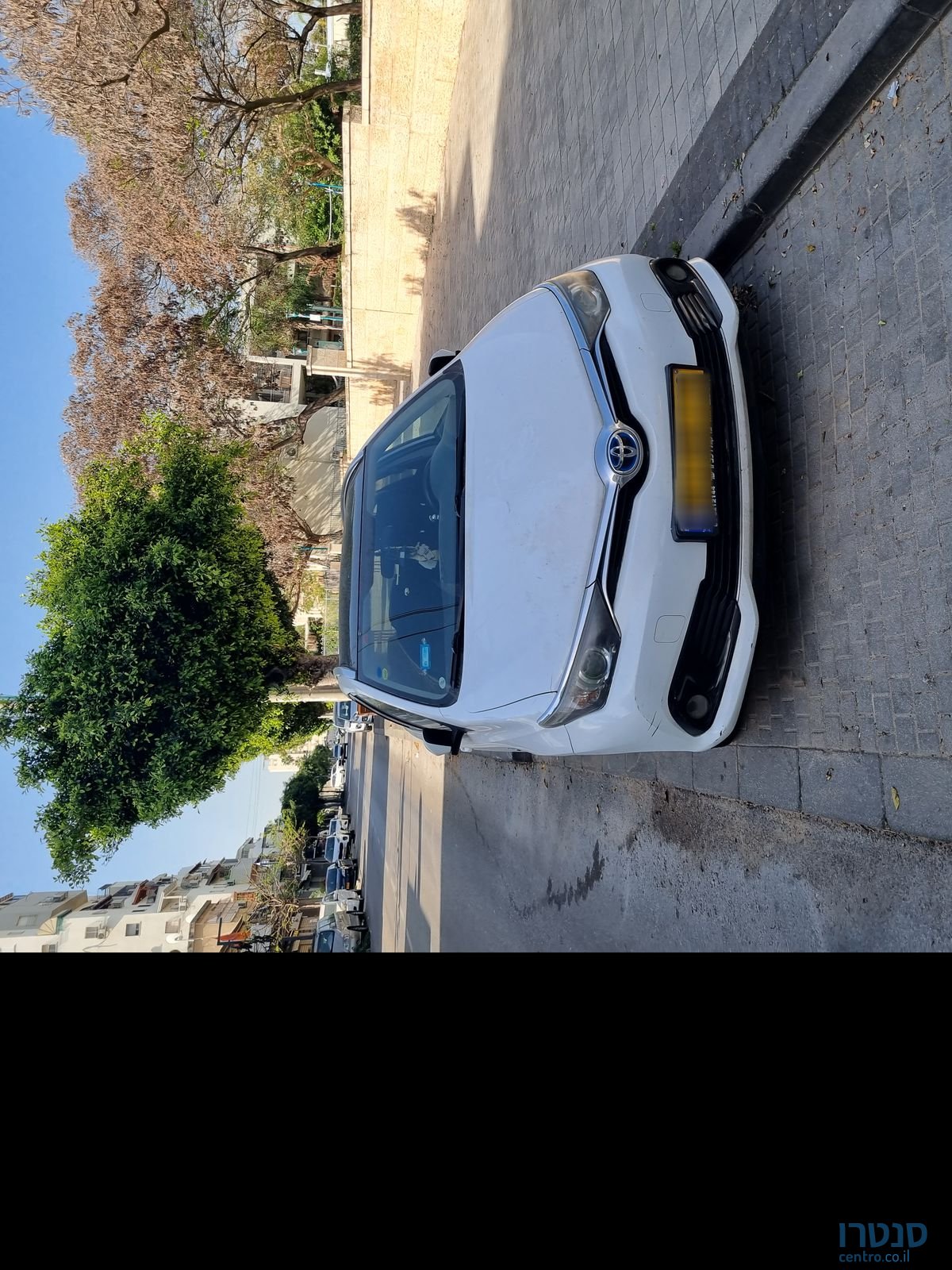 2015' Toyota Auris טויוטה אוריס photo #1