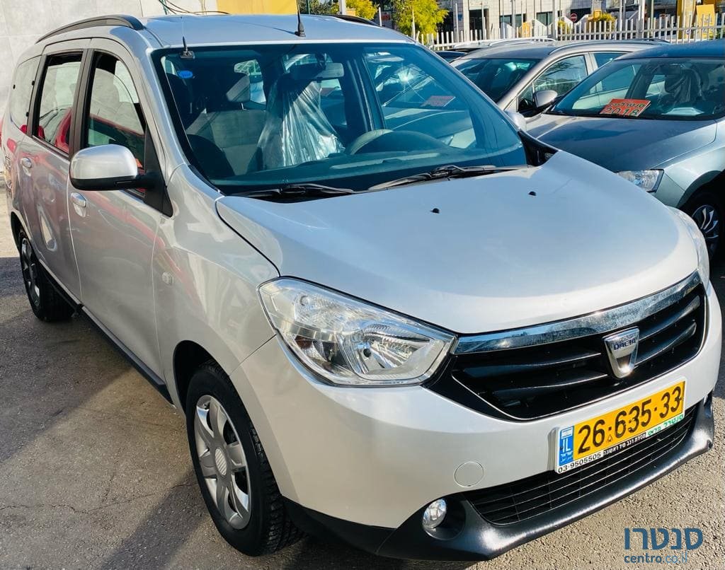 2015' Dacia LODGY photo #2