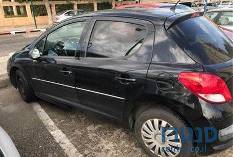 2012' Peugeot 207 פיג'ו photo #2