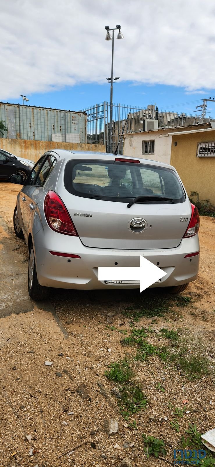 2013' Hyundai i20 יונדאי photo #1