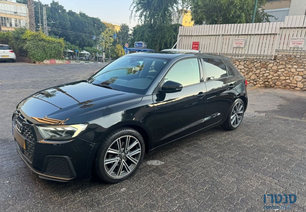 2020' Audi A1 אאודי photo #3