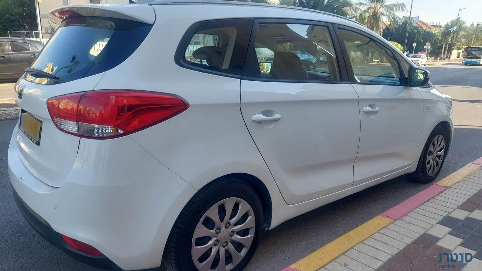 2015' Kia Carens קיה קארנס photo #3