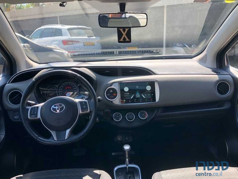 2016' Toyota Yaris טויוטה יאריס photo #6