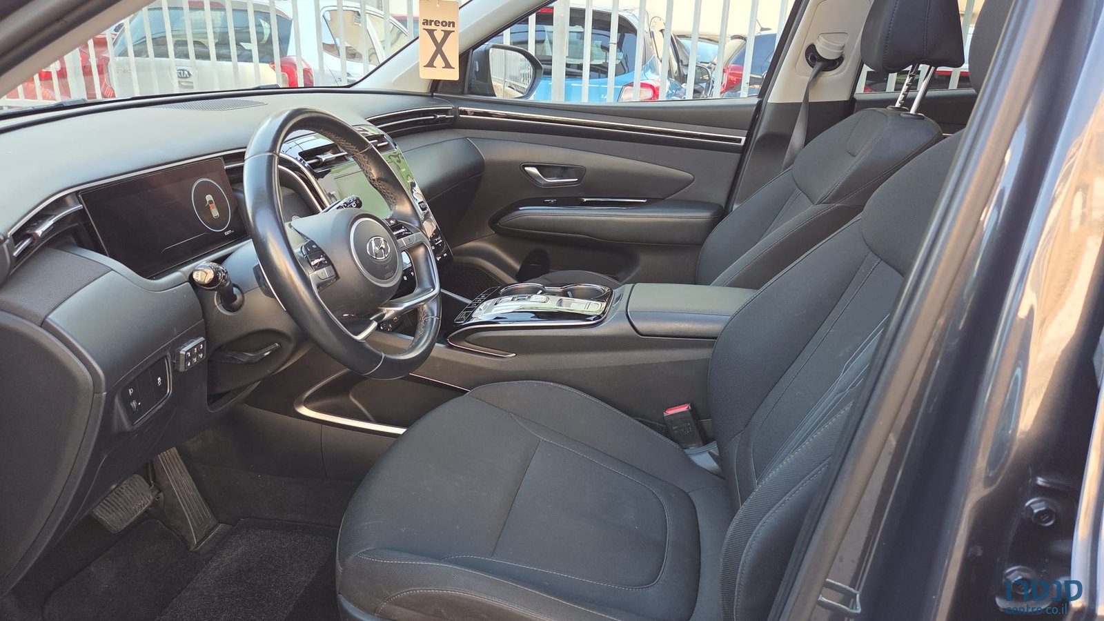 2021' Hyundai Tucson photo #2