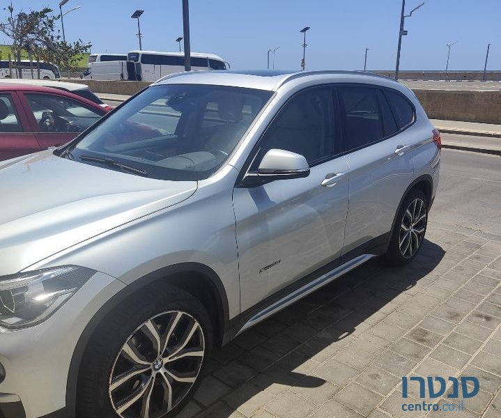 2017' BMW X1 ב.מ.וו photo #4