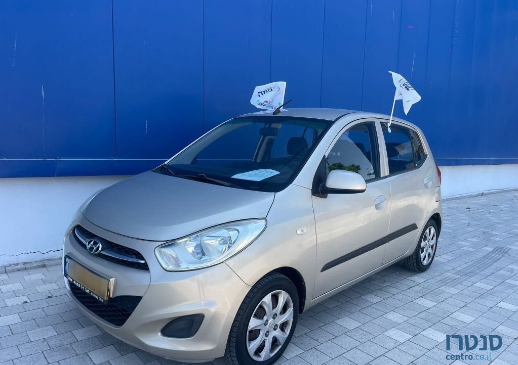 2012' Hyundai i10 יונדאי photo #1