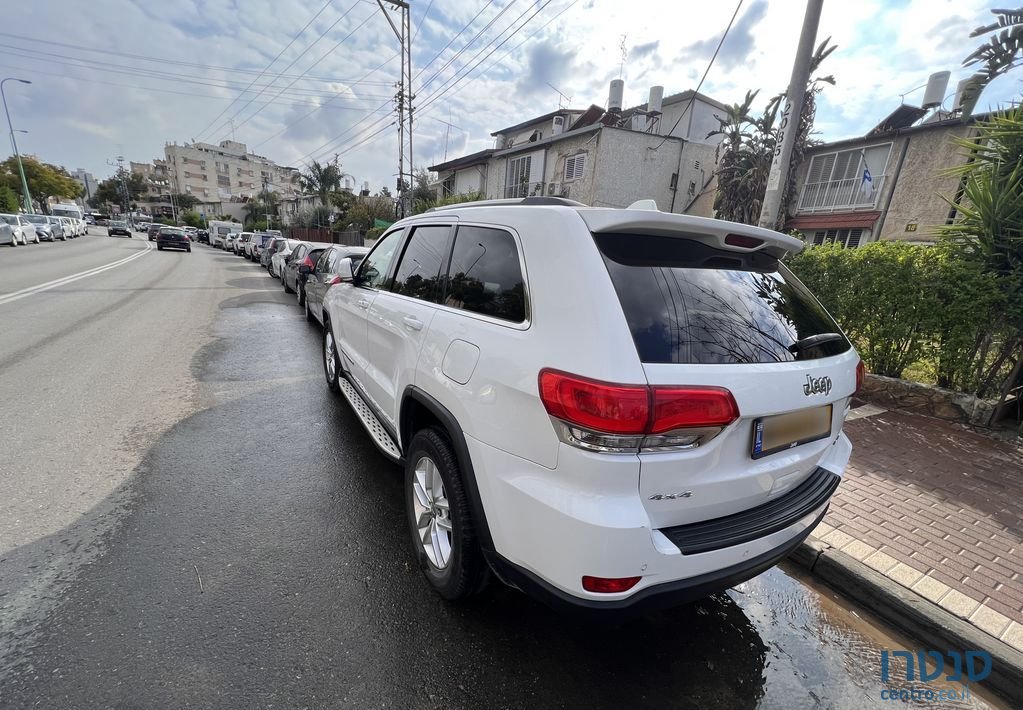 2018' Jeep Grand Cherokee ג'יפ  גרנד צ'ירוקי photo #4