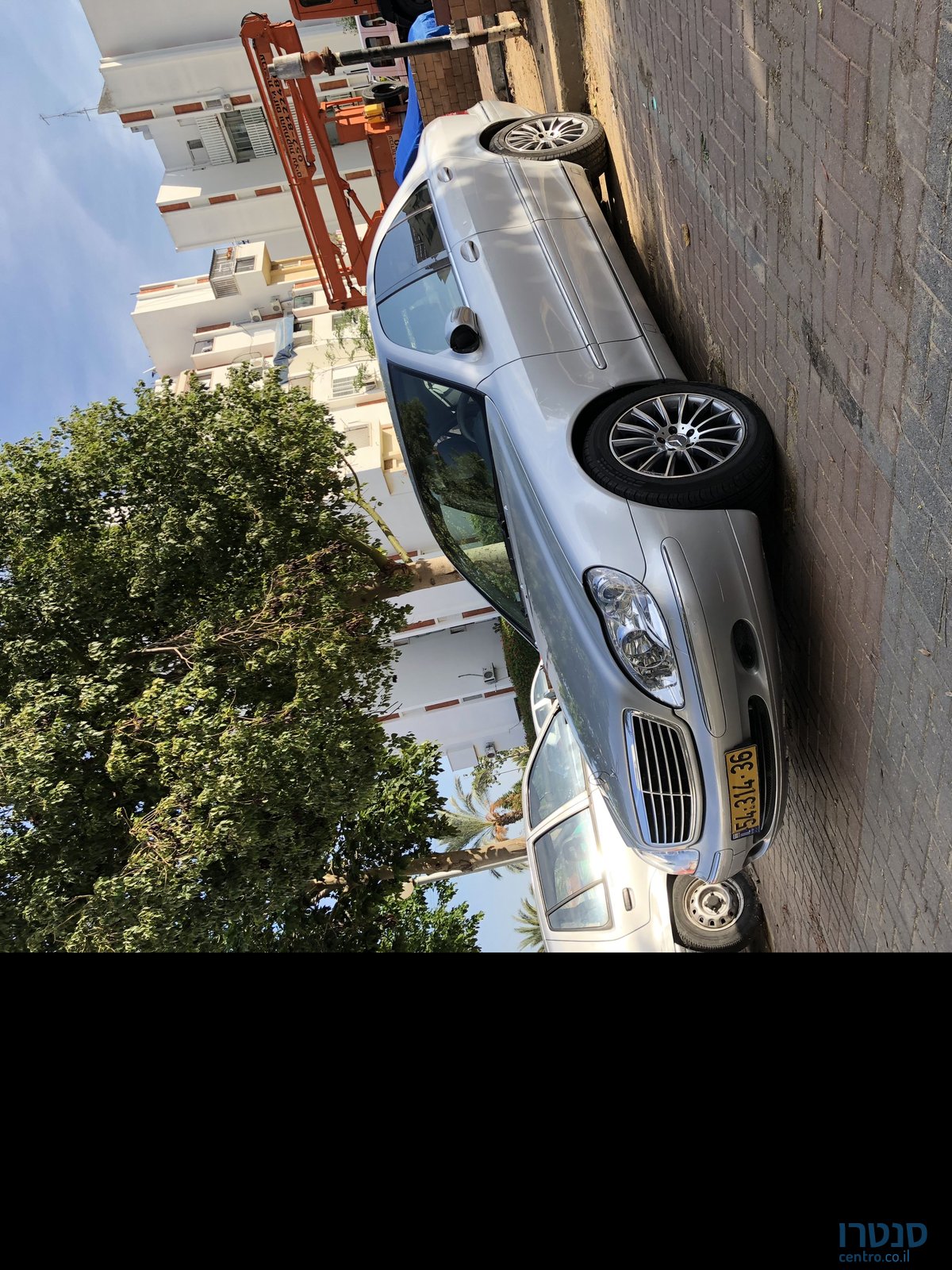 2002' Mercedes-Benz 220 מרצדס photo #1