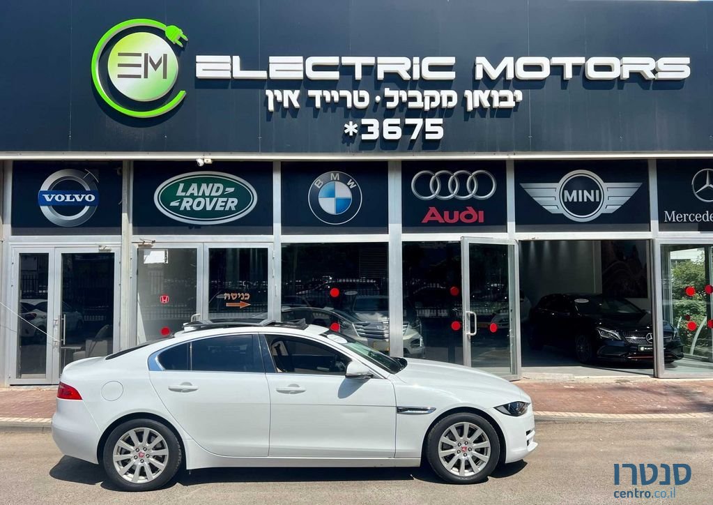 2018' Jaguar XE יגואר photo #4