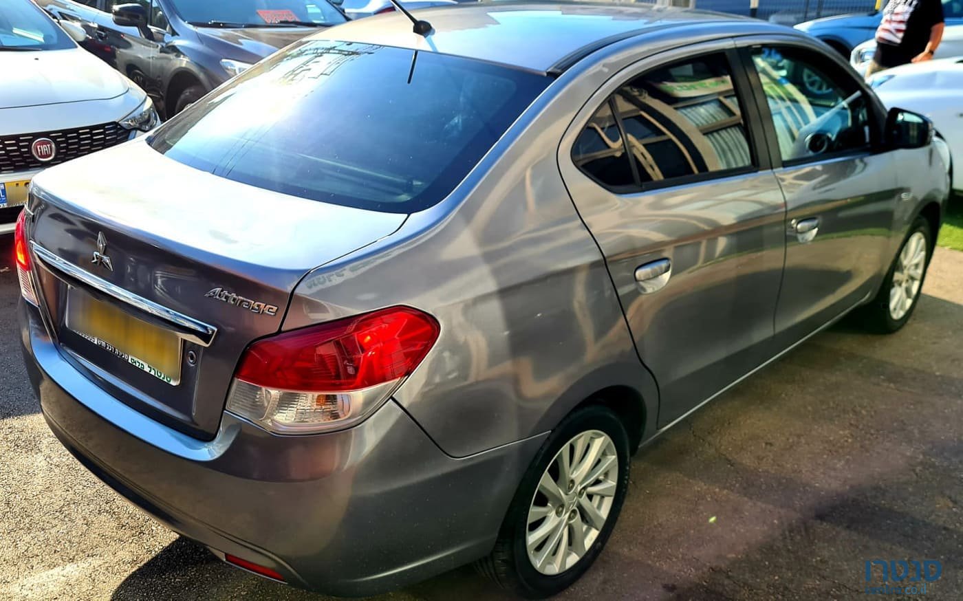 2016' Mitsubishi Attrage photo #2
