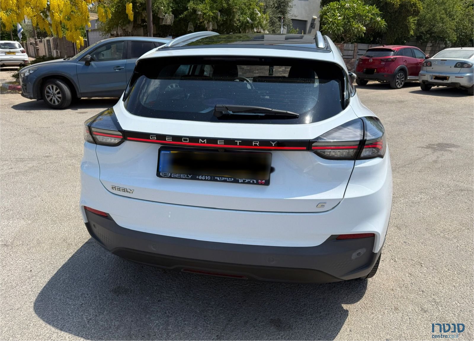 2022' Geely Geometry C ג׳ילי photo #2