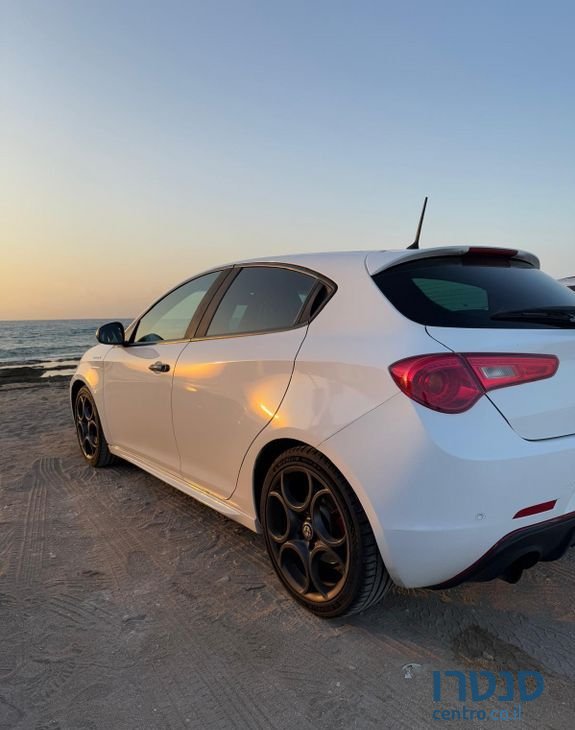 2019' Alfa Romeo Giulietta אלפא רומיאו ג'ולייטה photo #3