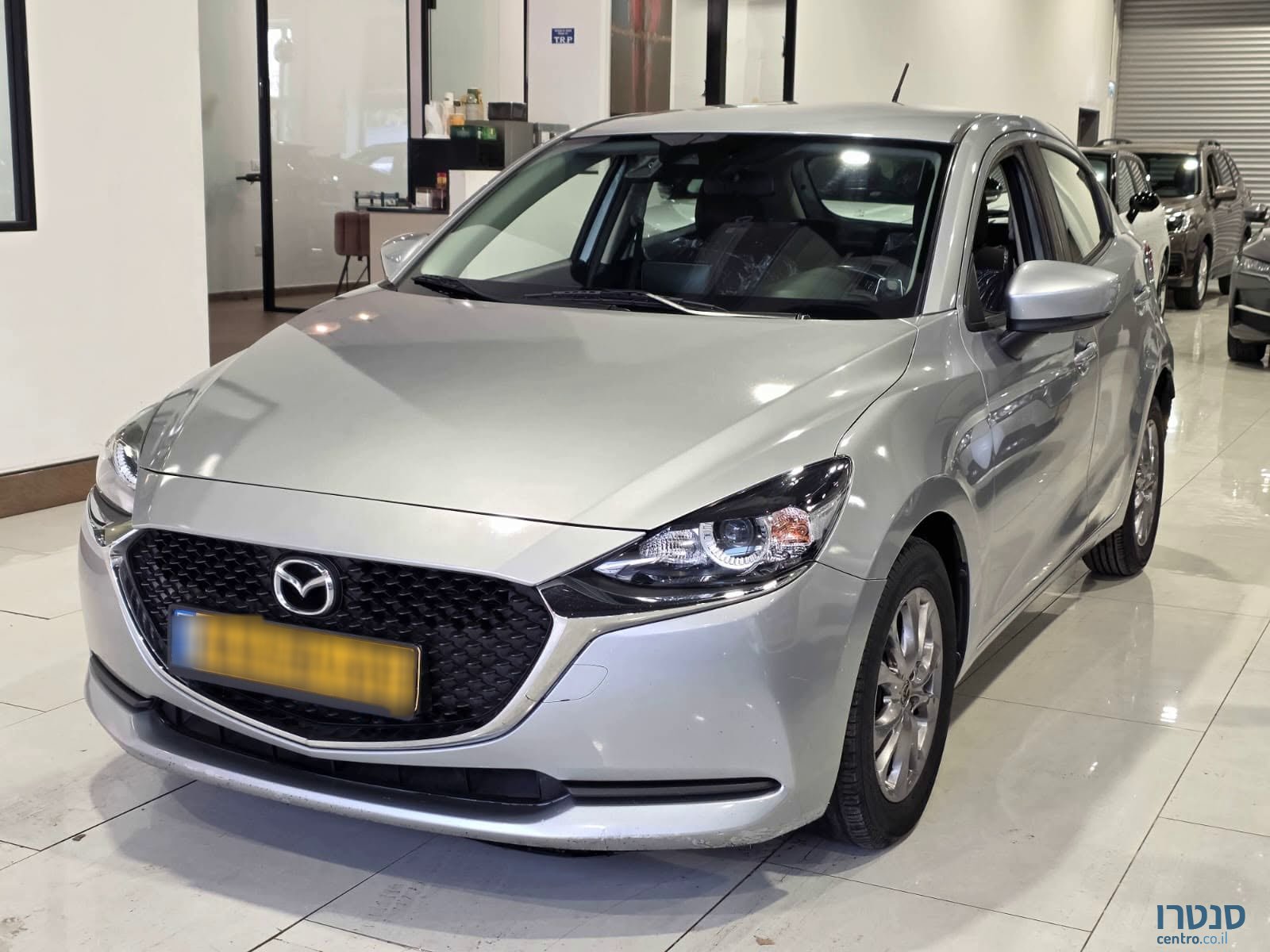 2022' Mazda 2 photo #1