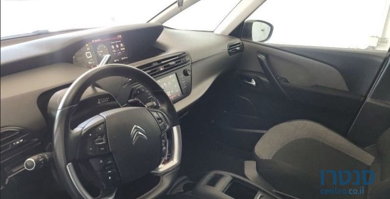 2022' Citroen C4 Picasso סיטרואן C4 פיקאסו photo #4