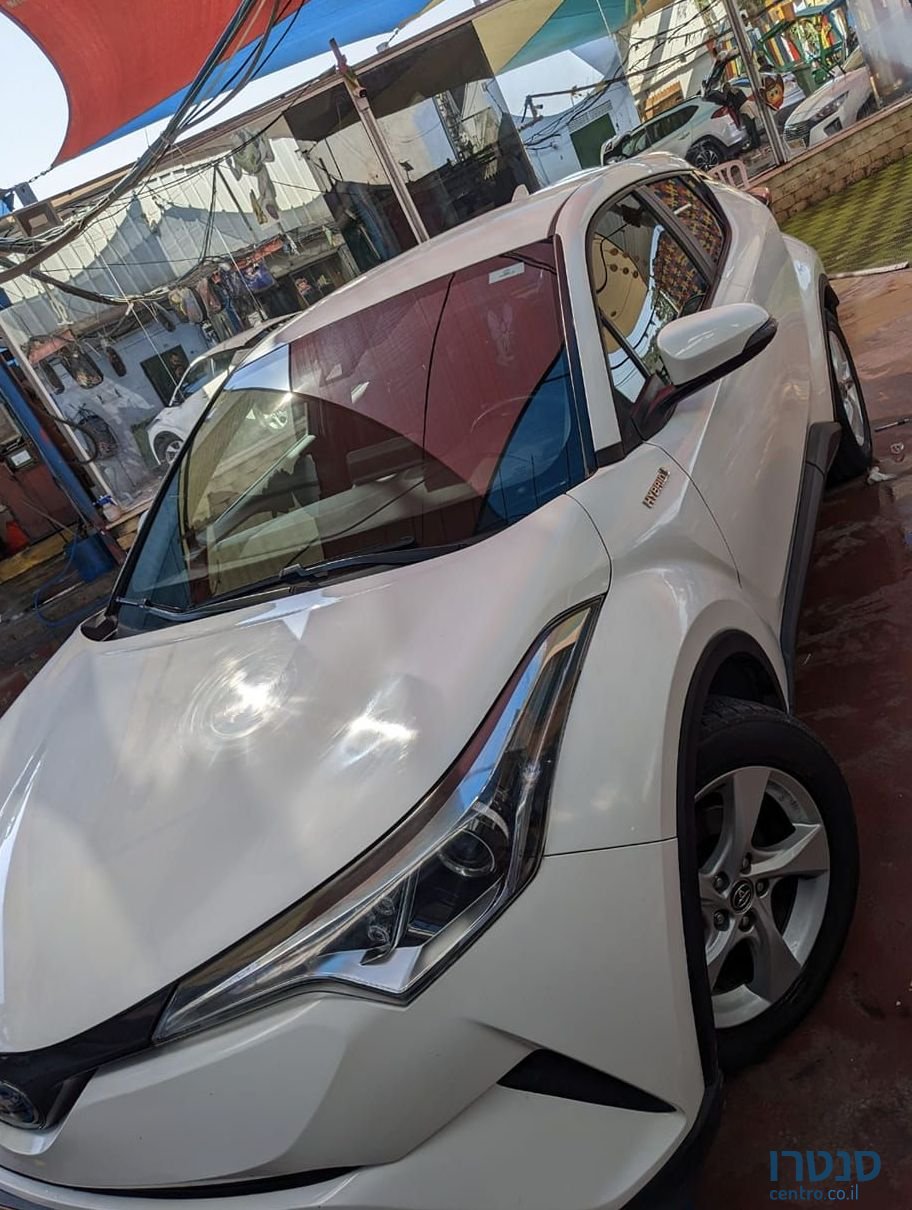 2019' Toyota C-HR טויוטה photo #2