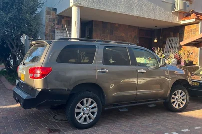 2008' Toyota Sequoia טויוטה סקויה
