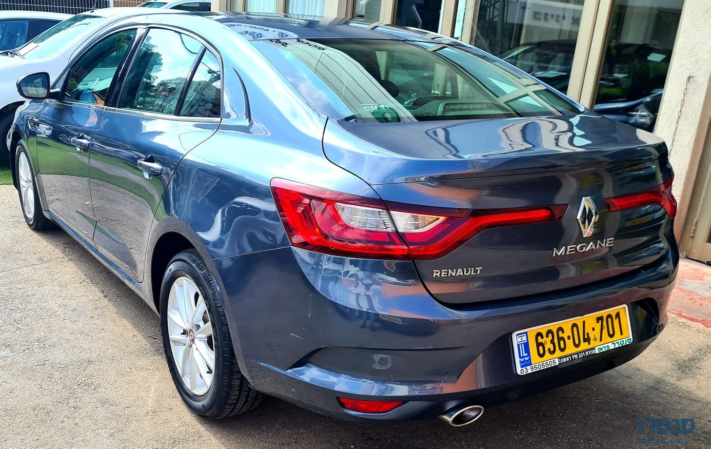 2019' Renault Grand Coupe photo #3