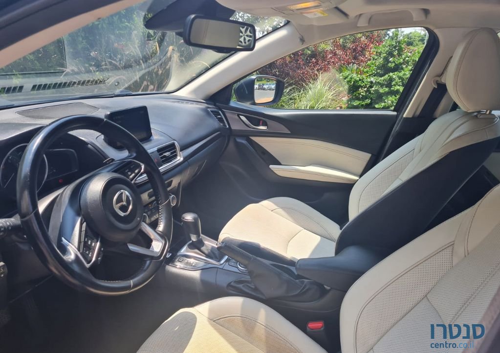 2018' Mazda 3 מאזדה photo #3
