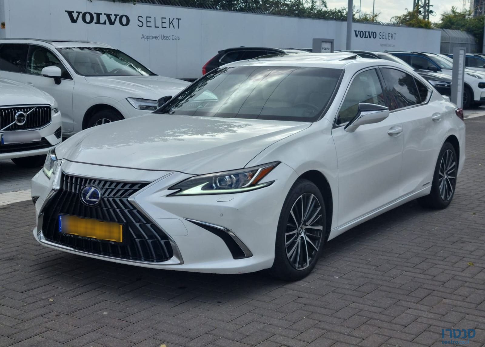 2022' Lexus ES לקסוס photo #1