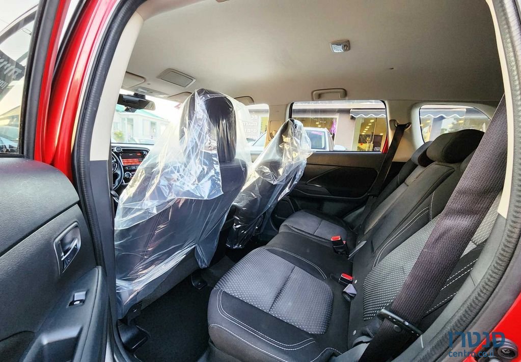 2017' Mitsubishi Outlander מיצובישי אאוטלנדר photo #4