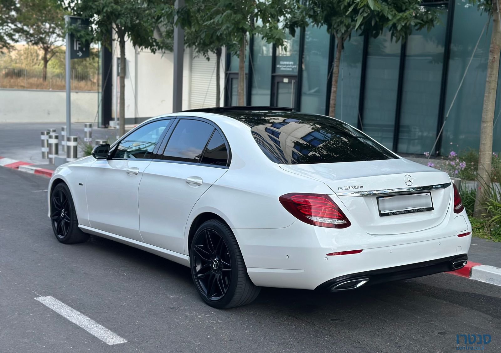 2021' Mercedes-Benz E-Class מרצדס-בנץ photo #4