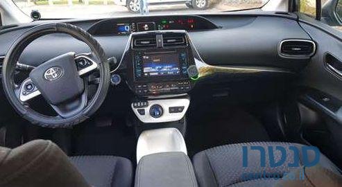 2016' Toyota Prius טויוטה פריוס photo #3