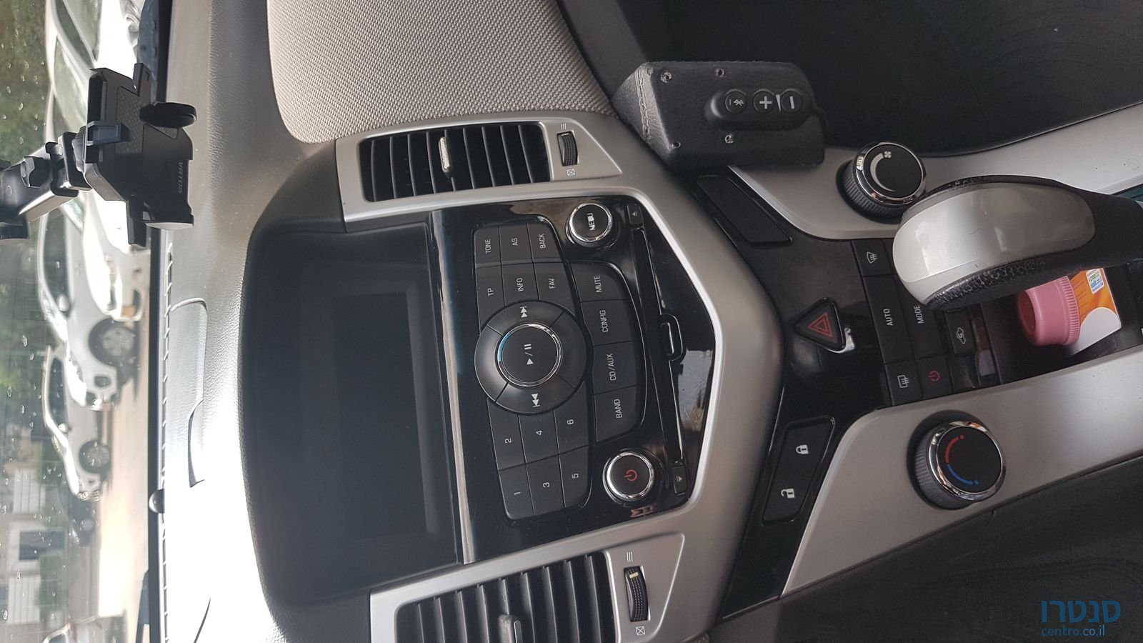 2010' Chevrolet Cruze photo #4