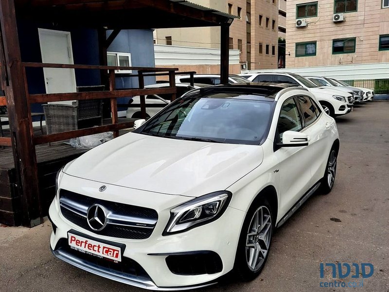 2018' Mercedes-Benz Gla מרצדס photo #1