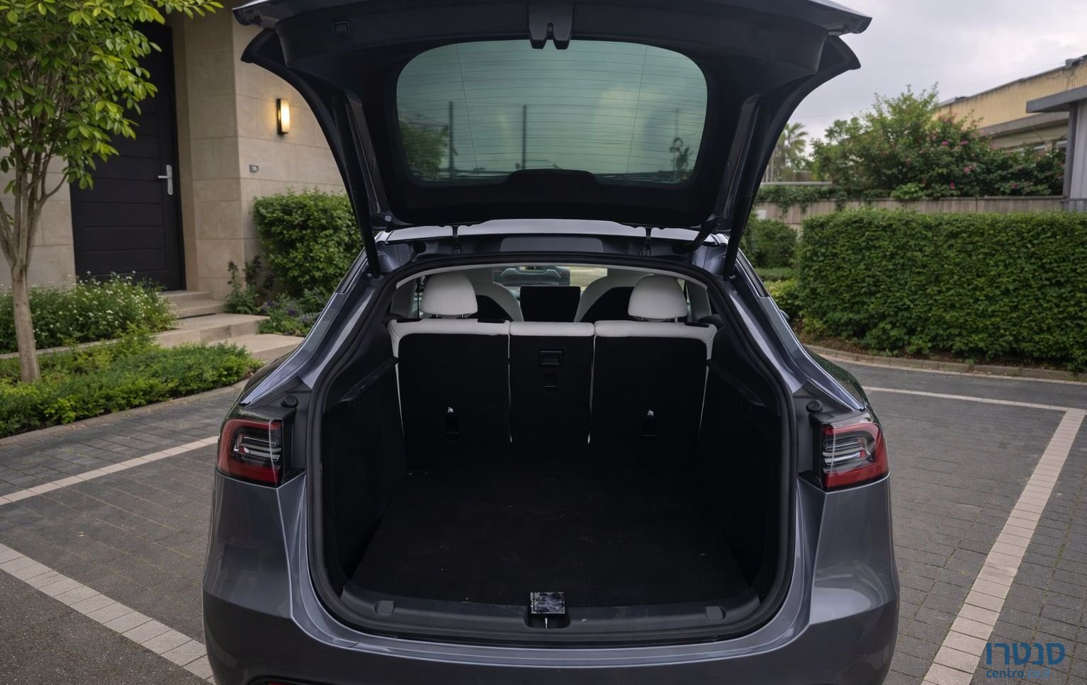 2023' Tesla Model Y טסלה מודל Y photo #4