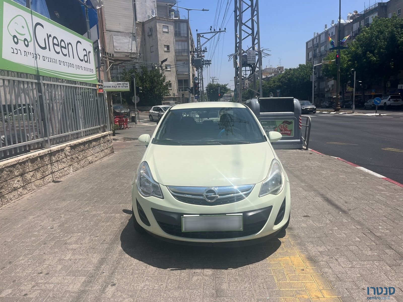 2012' Opel Corsa photo #2