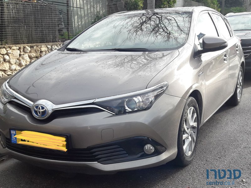 2015' Toyota Auris טויוטה אוריס photo #1