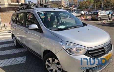 2015' Dacia Lodgy דאצ'יה לודג'י photo #3