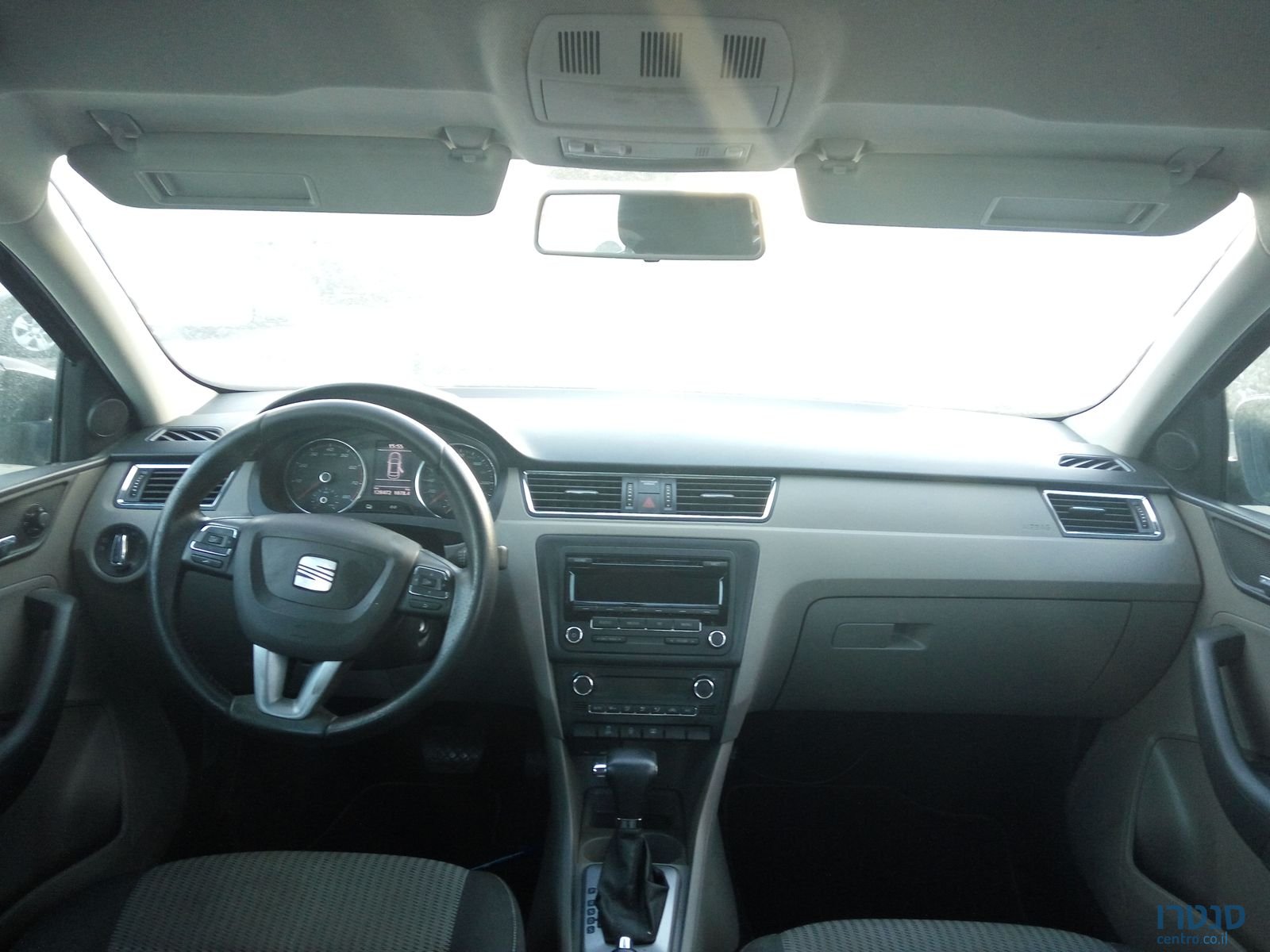 2012' SEAT Toledo STYLE photo #3