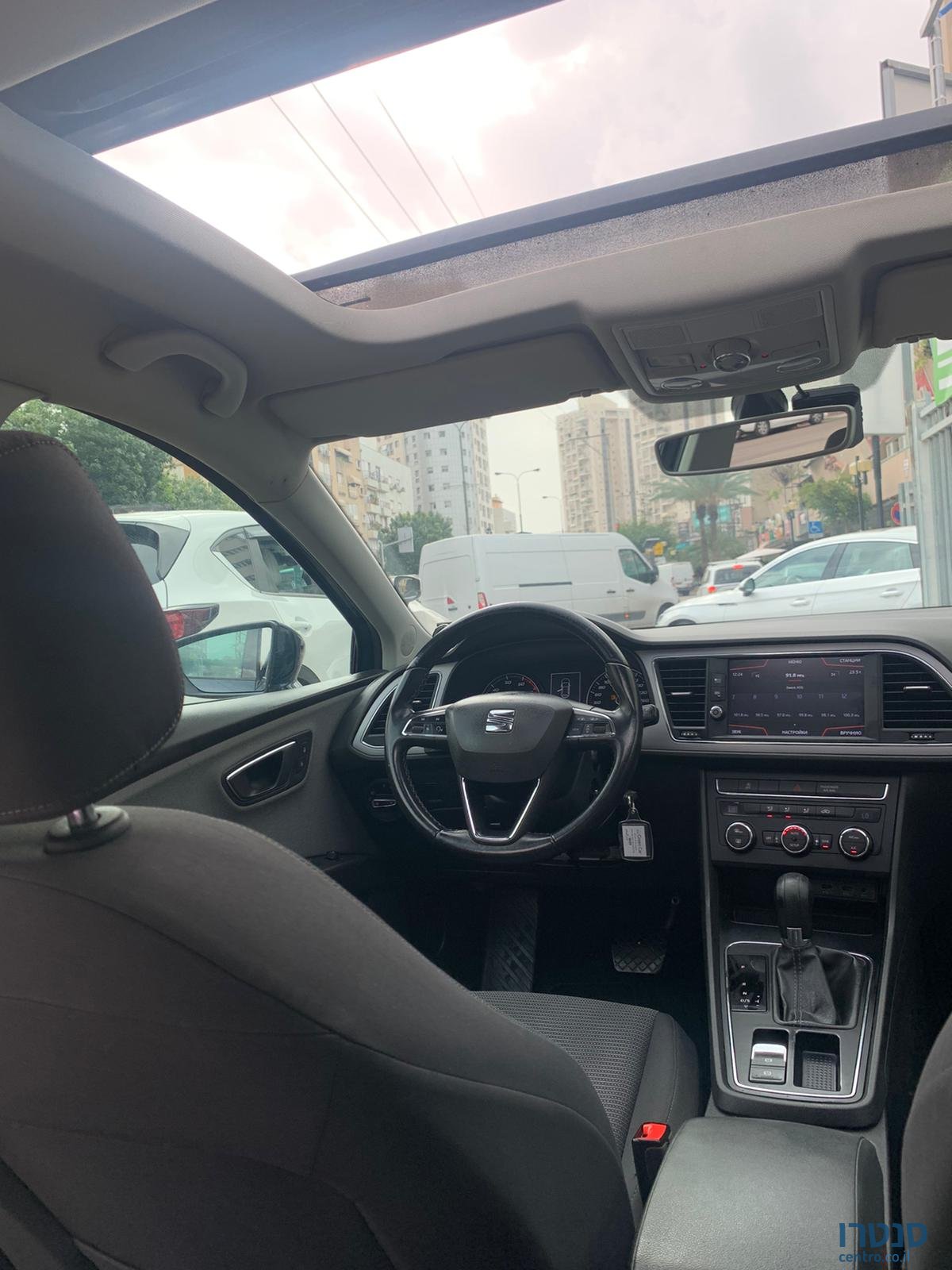 2018' SEAT Leon photo #4