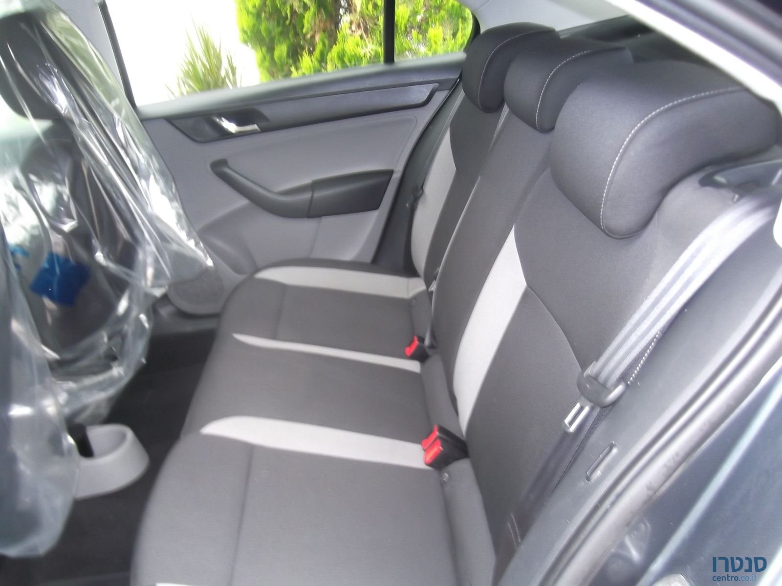 2015' Skoda Rapid photo #5