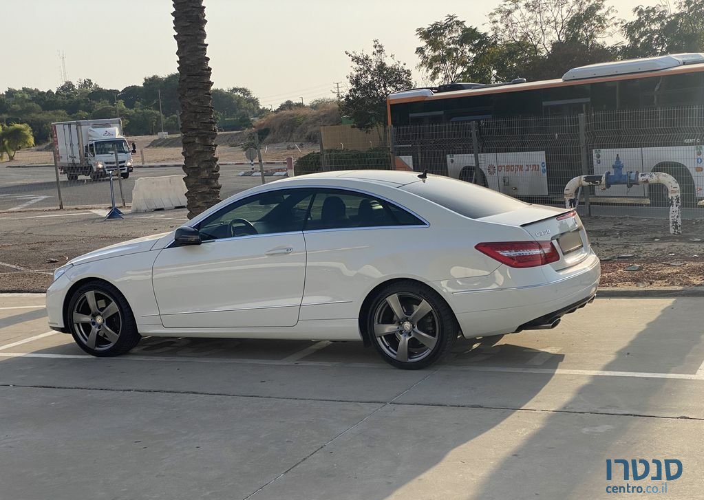 2010' Mercedes-Benz E-Class מרצדס photo #1