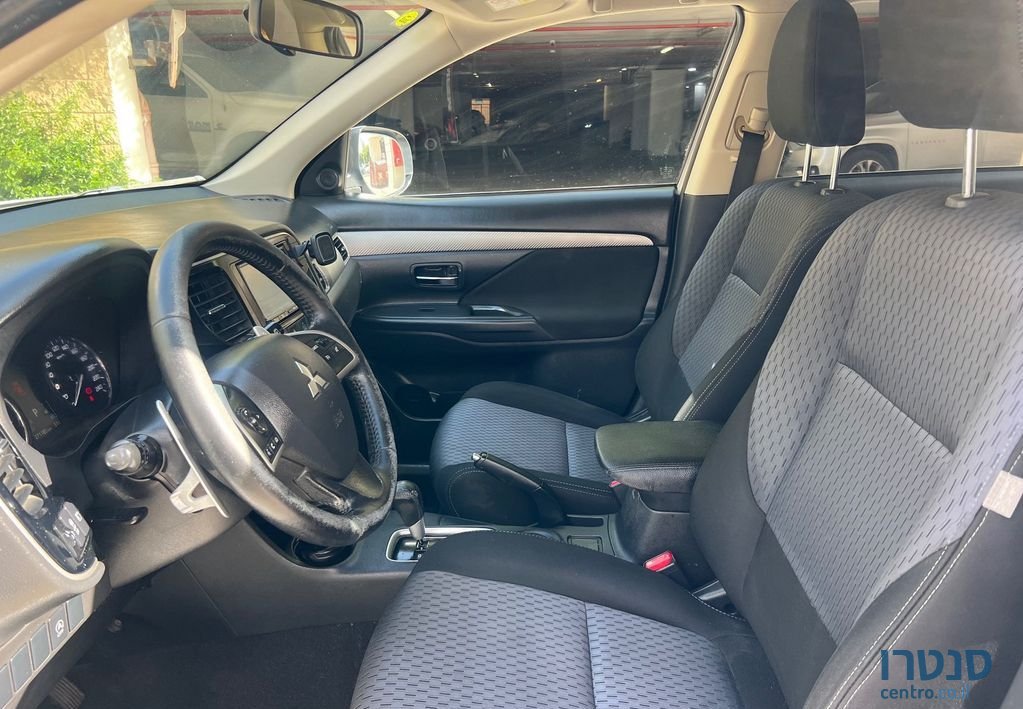 2015' Mitsubishi Outlander מיצובישי אאוטלנדר photo #3