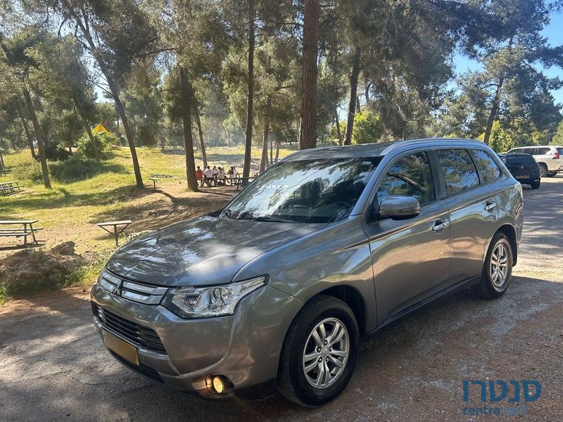 2014' Mitsubishi Outlander מיצובישי אאוטלנדר photo #2