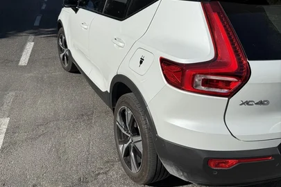 2002' Volvo XC40 וולוו