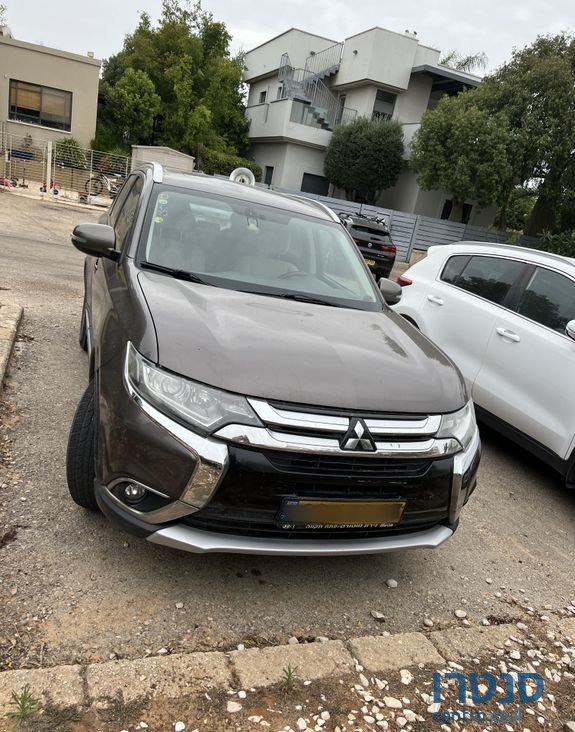 2016' Mitsubishi Outlander מיצובישי אאוטלנדר photo #3