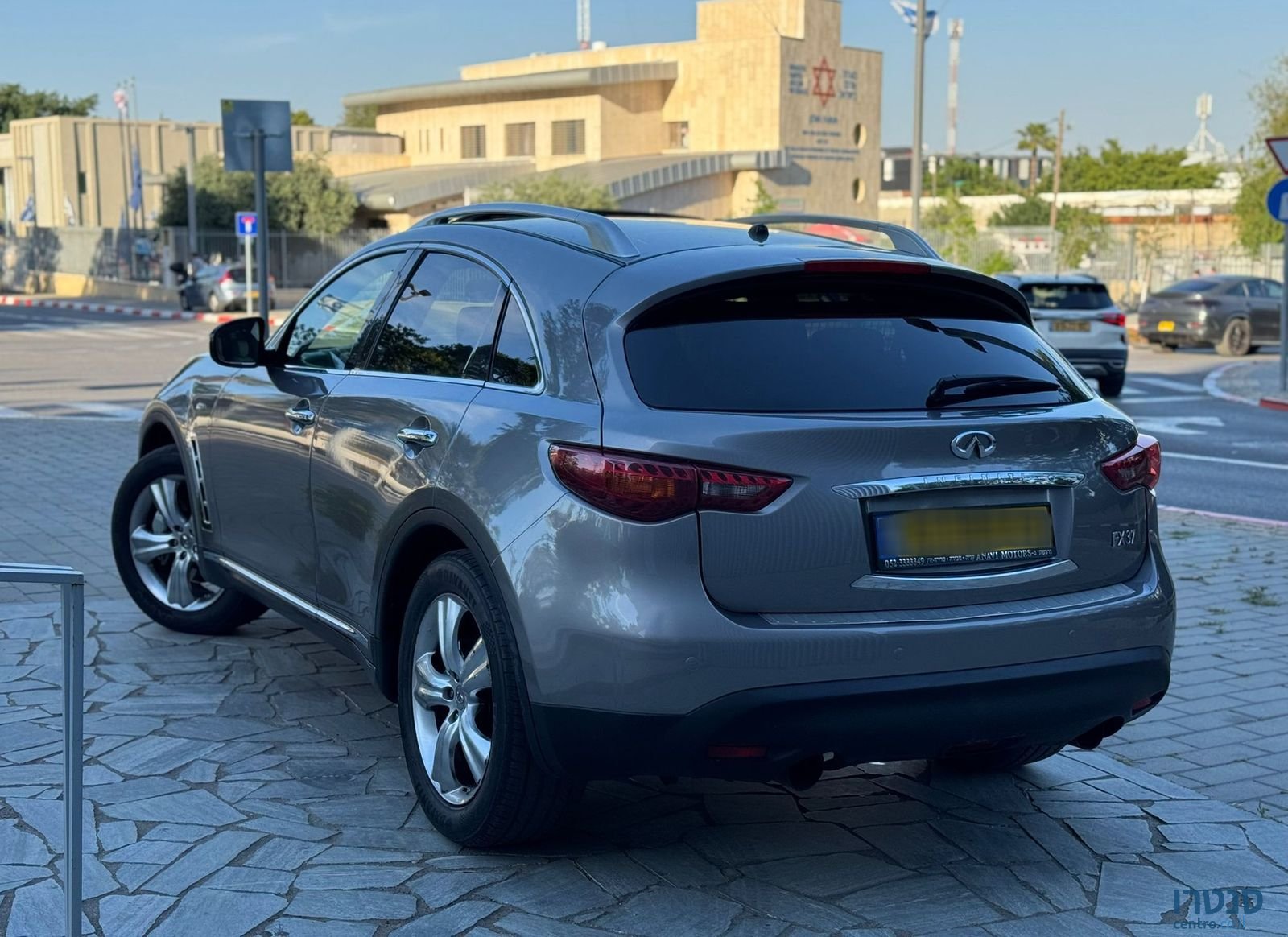 2009' Infiniti Fx37 אינפיניטי photo #5