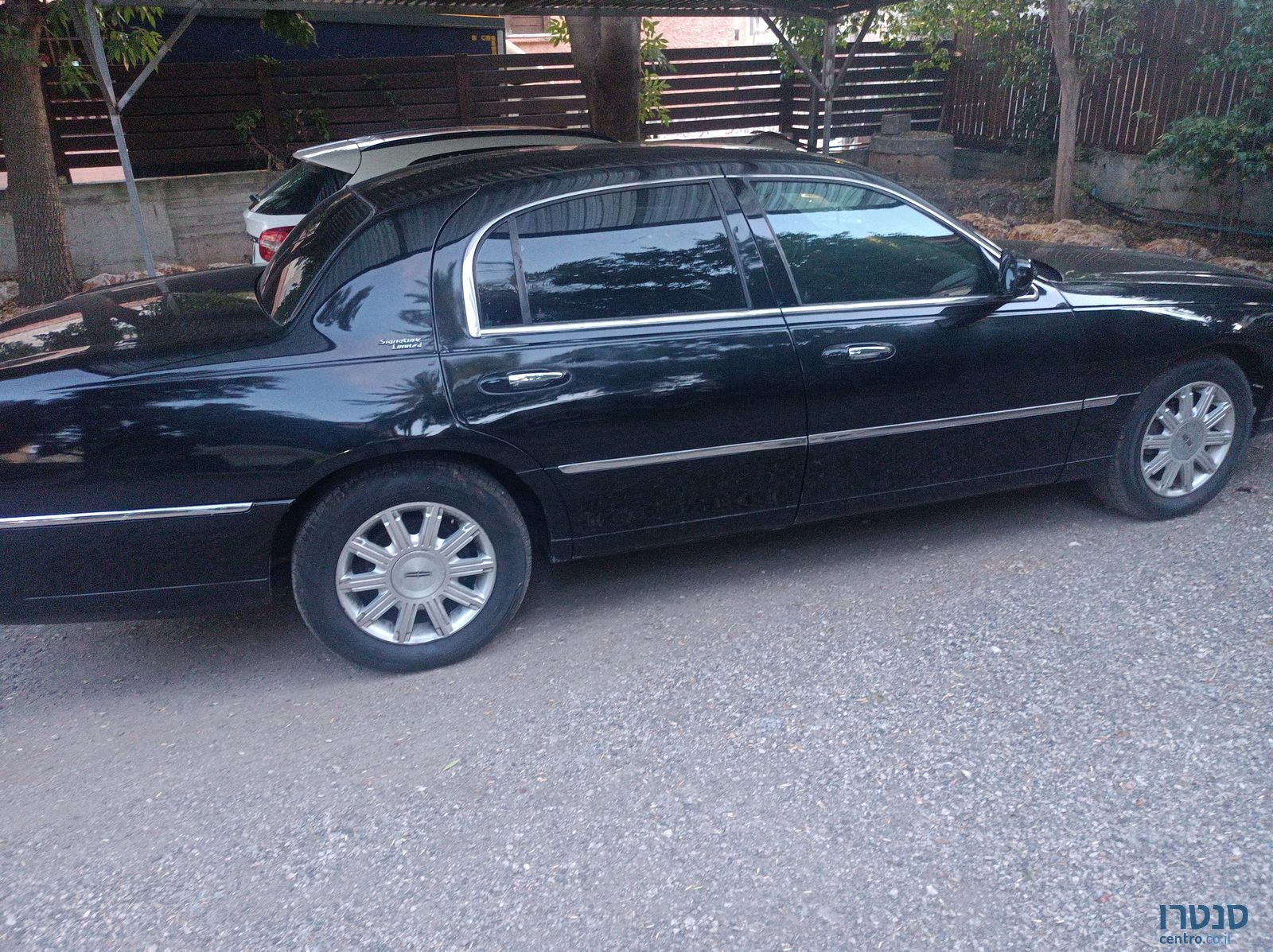 2009' Lincoln Town Car לינקולן טאון קאר photo #5