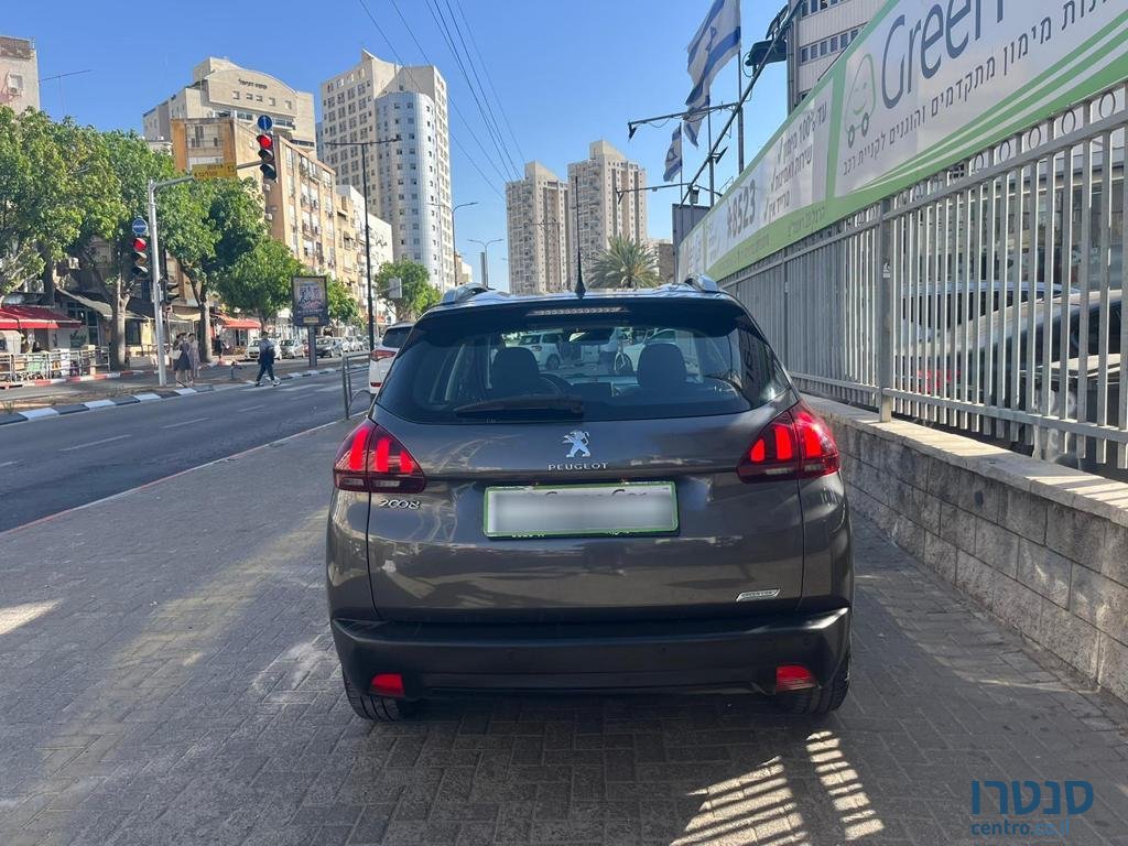 2019' Peugeot 2008 photo #4