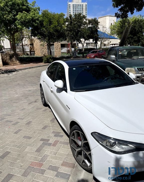 2021' Alfa Romeo Giulia אלפא רומיאו ג'וליה photo #2