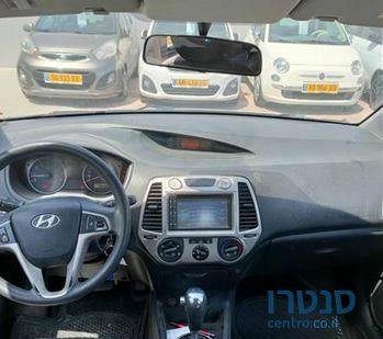 2010' Hyundai i20 יונדאי photo #2