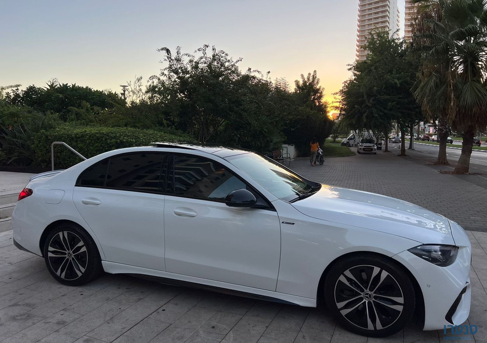 2023' Mercedes-Benz C-Class מרצדס-בנץ photo #3