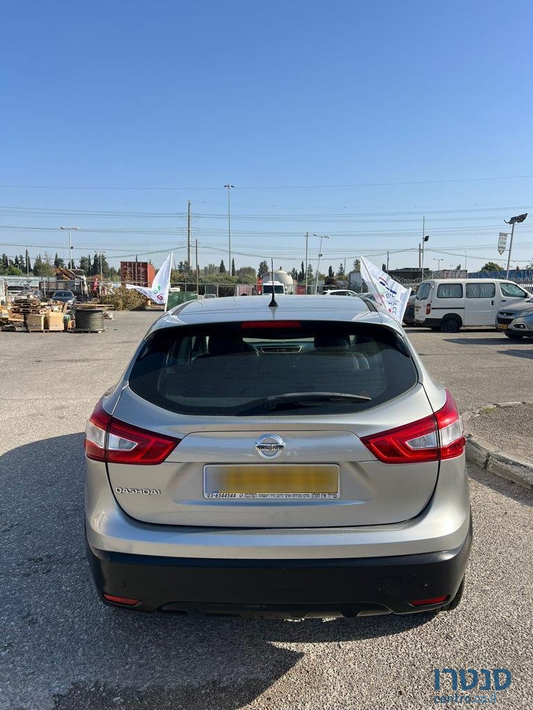 2015' Nissan Qashqai photo #4